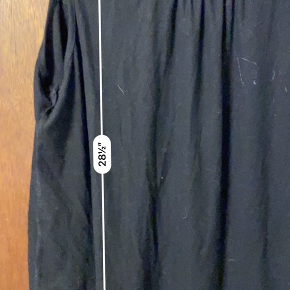 Black lace collar tank - Picture 7 of 8